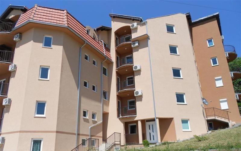 Ema Lux - Zgrada Panorama Lejlighed Sokobanja Eksteriør billede